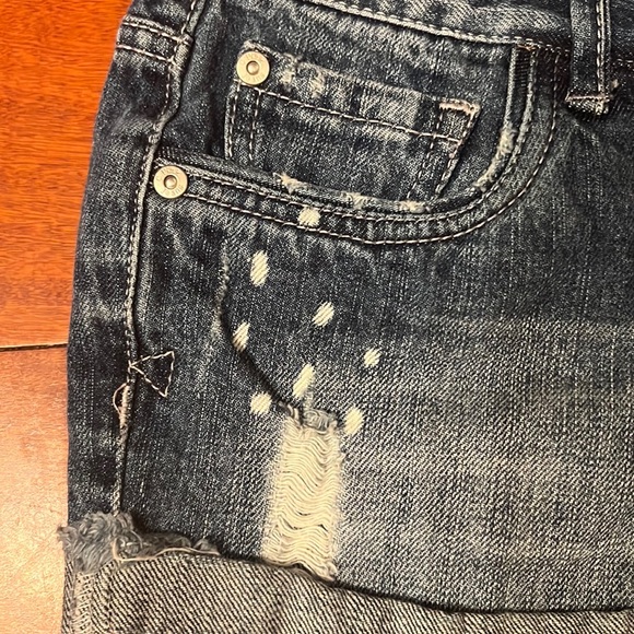 C Pink Distressed jean shorts size 1 - Picture 3 of 8